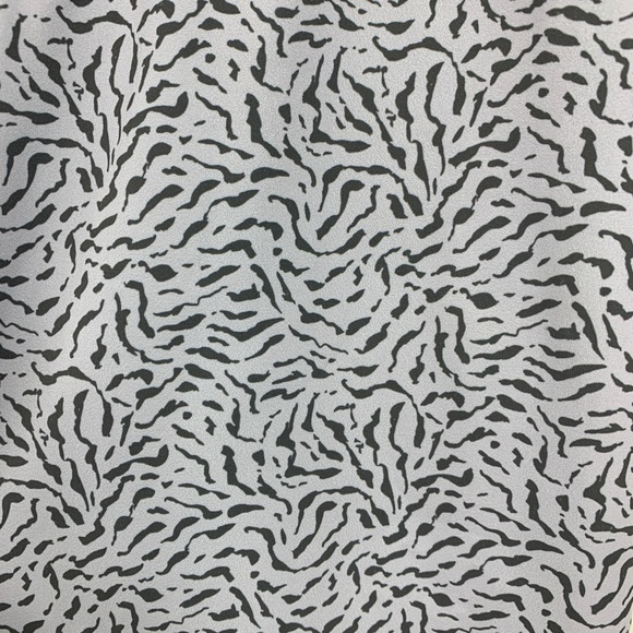 All Fenix Powder Blue Cheetah 7/8 Leggings Sz M - Picture 7 of 13